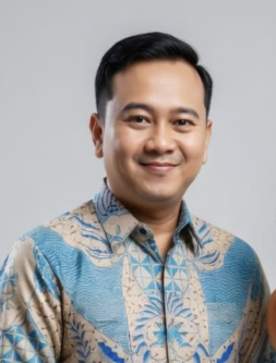 Dr. Febrianta, MM